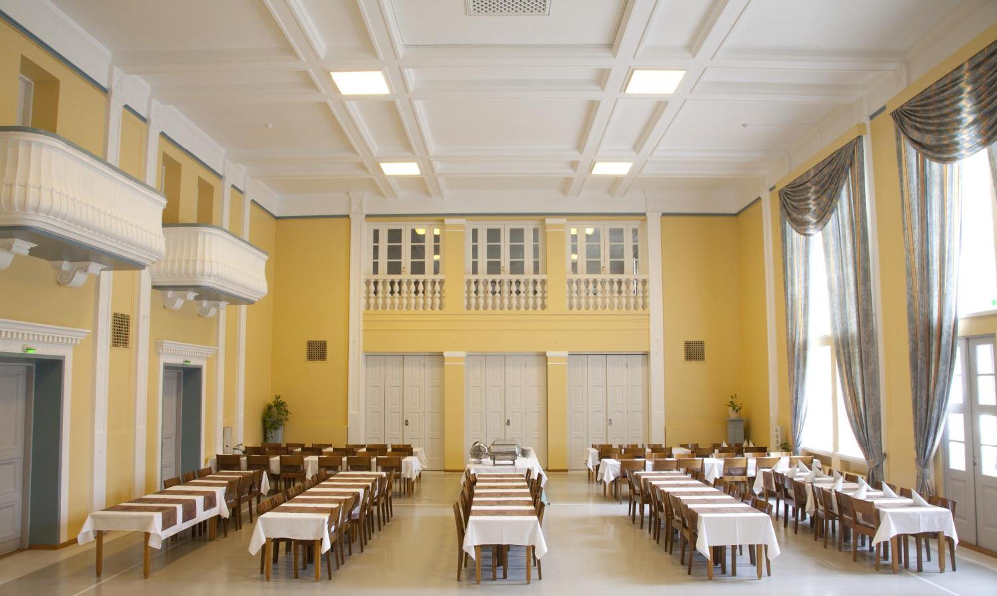 Hotelli-Ravintola Maentaen Klubi มานตา ภายนอก รูปภาพ